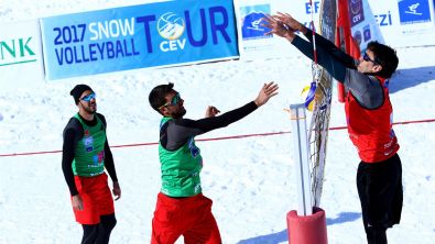 Snow-Volleyball in Erciyes 