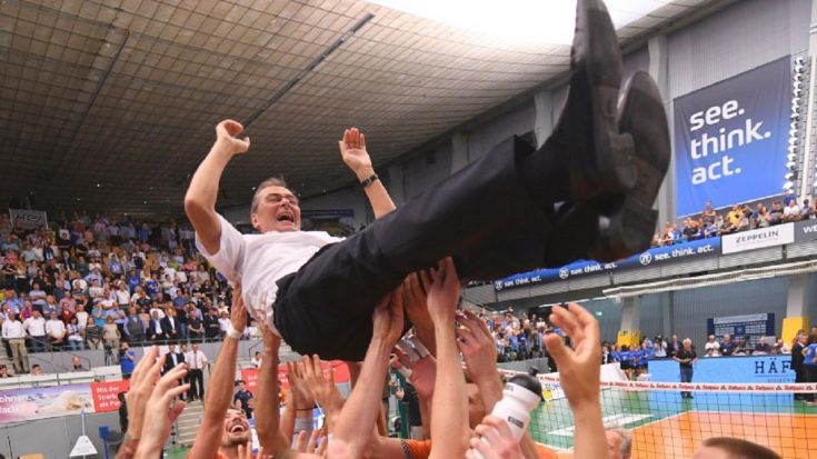 Foto Felix Kästle: Die BR Volleys krönen sich zum dritten Mal in Folge zum Meister.