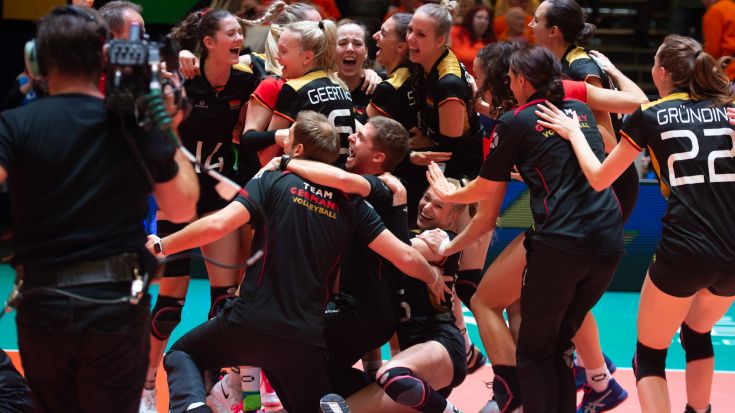 Foto CEV: 2020 verpassten die deutschen Frauen die Olympiaqualifikation denkbar knapp. Erst im Finale des Qualifikationsturniers unterlagen sie den Türkinnen.