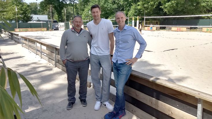 Foto (privat): Ex-Nationalspieler Jochen Schöps (Mitte) konnte mit seinen Leistungen im Rahmen der DVV-A-Trainerausbildung überzeugen.