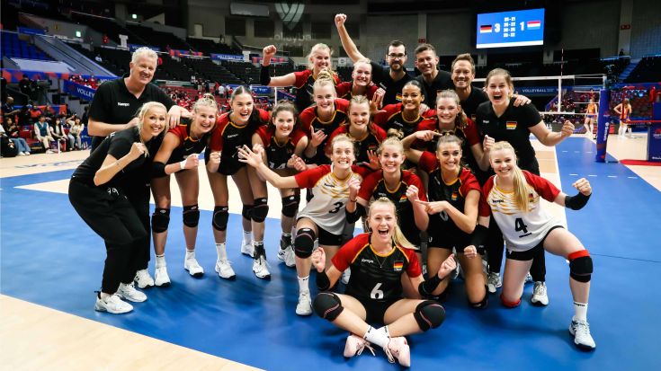 Die DVV-Frauen feiern bei der Volleyball Nations League zum Aufstakt einen Sieg gegen die Niederlande. (Foto: volleyballworld)