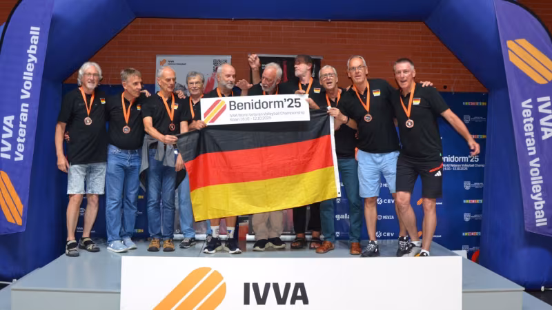 Bronze für die deutschen Ü65-Männer. Foto: IVVA