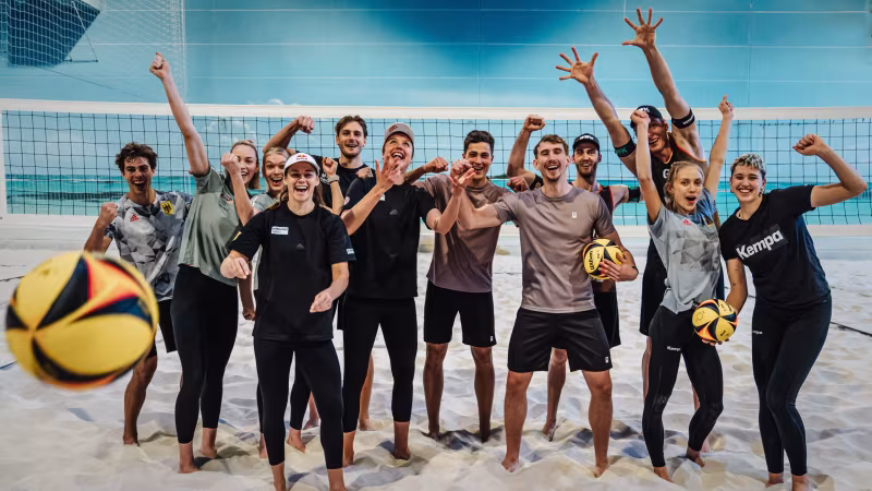 WhatsApp-Kanal zur Beach-EM: Alle Infos direkt aufs Handy