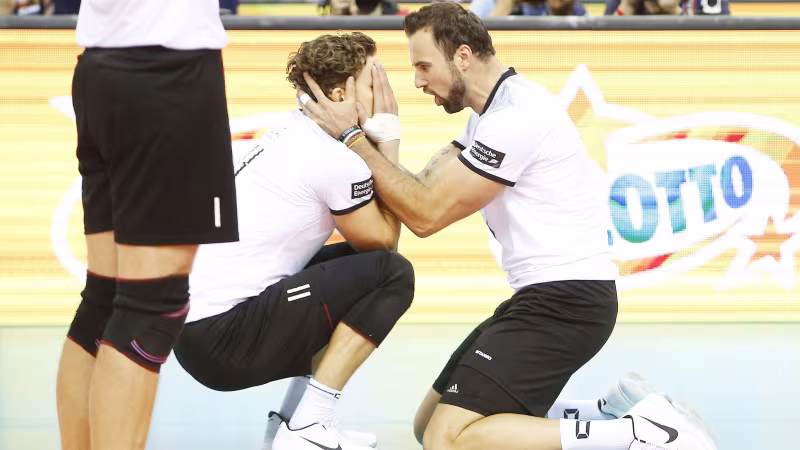 Lukas Kampa und Georg Grozer feierten 2017 EM-Silber. (Foto: CEV)