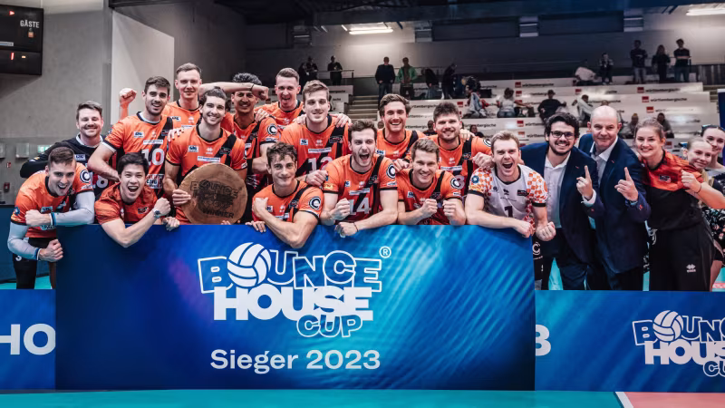 Bounce House Cup: Die BR Volleys gewinnen den ersten Titel der Saison