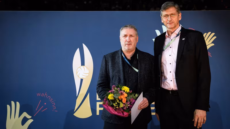 Michael Evers zum Ehrenmitglied des DVV ernannt