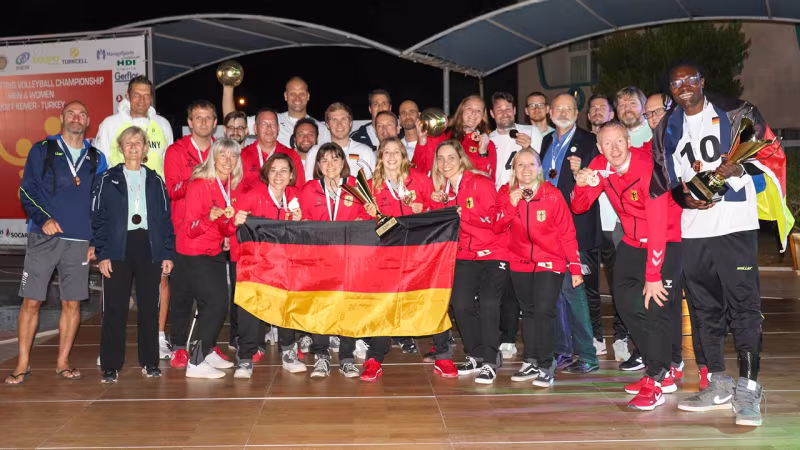 Sitzvolleyball-EM: Männer und Frauen gewinnen Bronze
