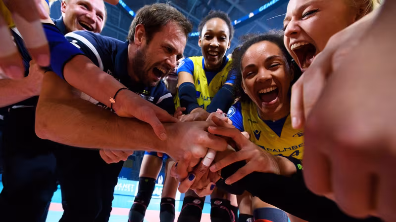 Schwerin fliegt zum siebten Pokal-Titel