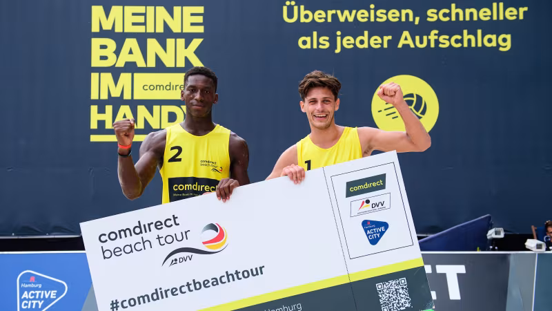 Foto Conny Kurth: Ein Ticket ging an Rudy Schneider (links) und Moritz Klein.
