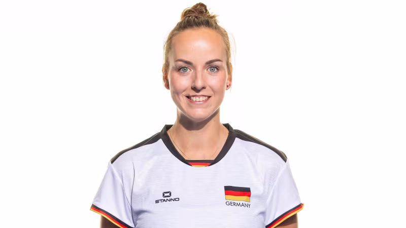 Denise Hanke