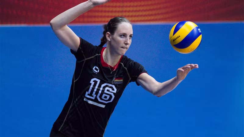 Foto Conny Kurth: Lena Möllers im Trikot der Nationalmannschaft.  2014.
