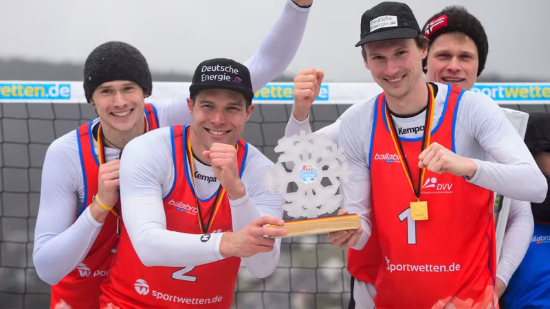 Deutsche Meister im Snow-Volleyball bei der Wahl zur Mannschaft des Jahres in Frankfurt/Main dabei