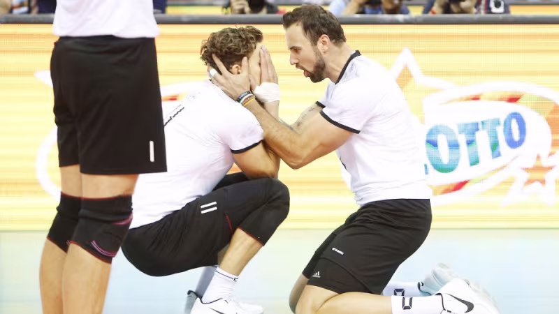 Foto CEV: 2017 jubelten Lukas Kampa und Georg Grozer über EM-Silber. 