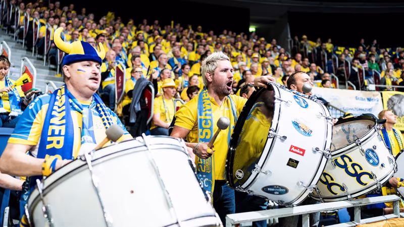 ASB GlassFloor und die Volleyball Bundesliga wagen die Revolution des Hallensports