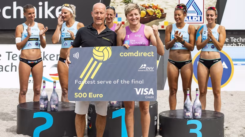  Hoch Zwei/Malte Christians: Melanie Gernert wurde für den schnellsten Aufschlag bei den Frauen ausgezeichnet. 