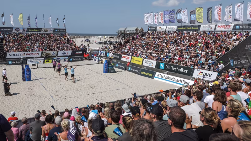 Foto Hoch Zwei/Joern Pollex: Insgesamt besuchten 48.000 Zuschauer das Turnier in St. Peter-Ording. 