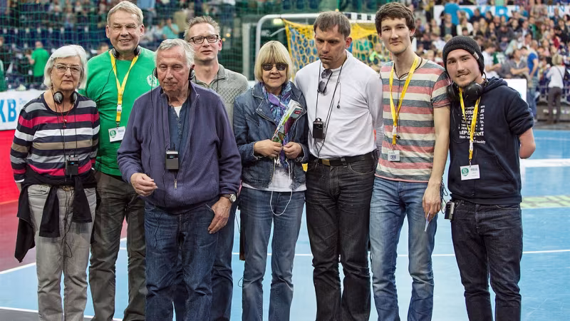 Erstmals Live-Spielbeschreibung für sehbehinderte und blinde Menschen