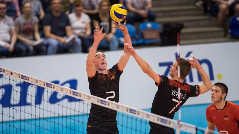 Foto CEV: Maximilian Kersting machte den letzten Punkt des Spiels