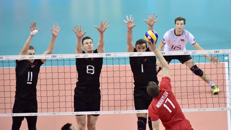 Foto CEV: Der deutsche Block packte zwölfmal zu.