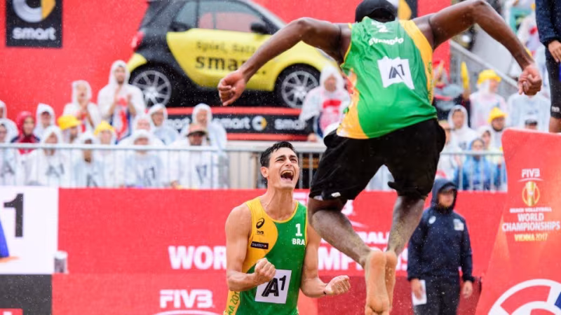 Foto FIVB: Brasilianische Freudensprünge nach dem WM-Sieg.