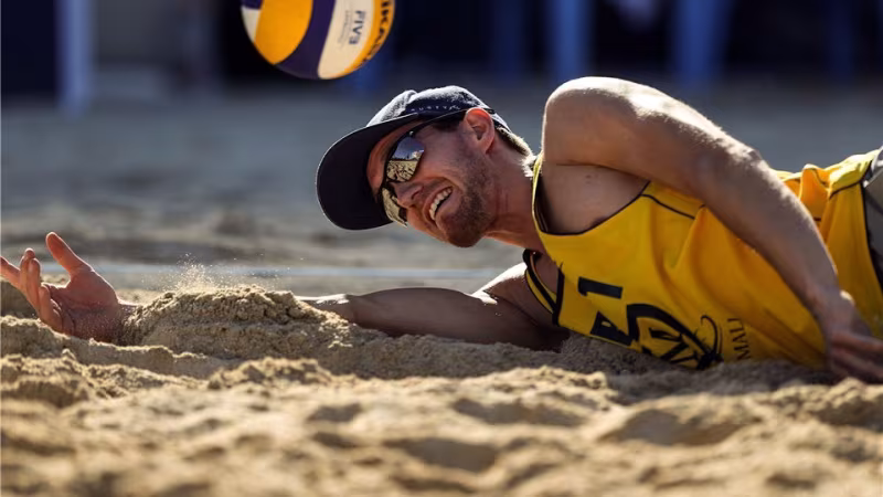 Foto FIVB: Voller Einsatz bei Lorenz Schümann.