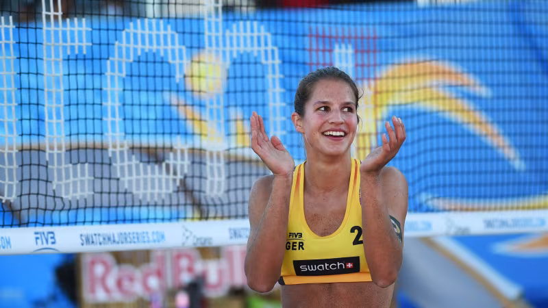 Foto FIVB: Raus mit Applaus: Chantal Laboureur.