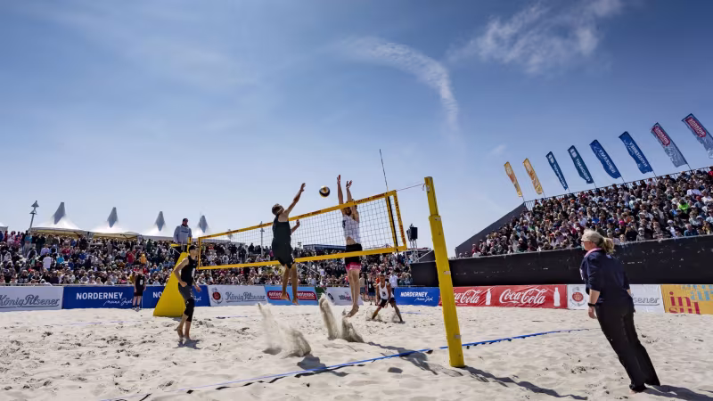 Topteams kämpfen beim Urlaubsguru Beach Cup auf Norderney um den Turniersieg