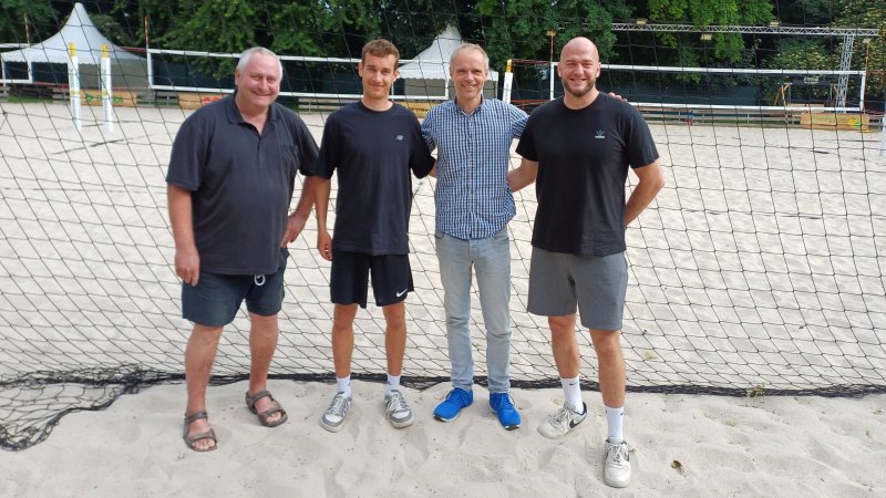 Zwölf neue A-Trainer*innen im DVV