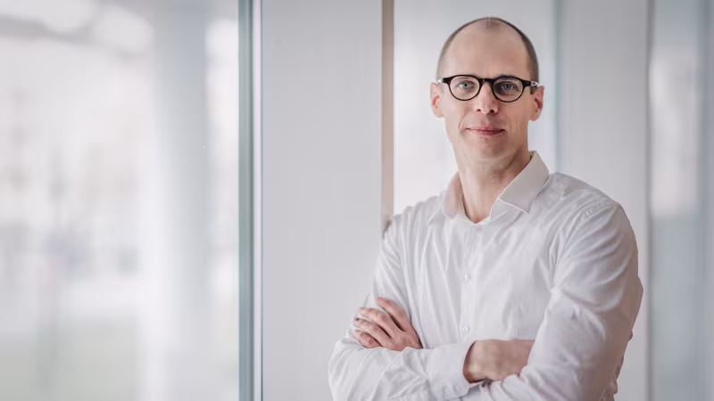 Kontinuität für den Wachstumskurs: DVV verlängert vorzeitig mit René Beck bis 2030