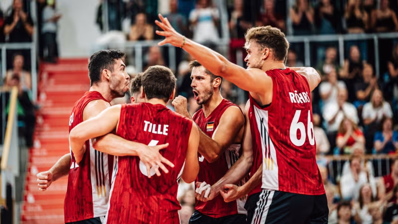Klarer Sieg vor 2000 Fans in Potsdam: DVV-Männer gewinnen ersten EM-Test