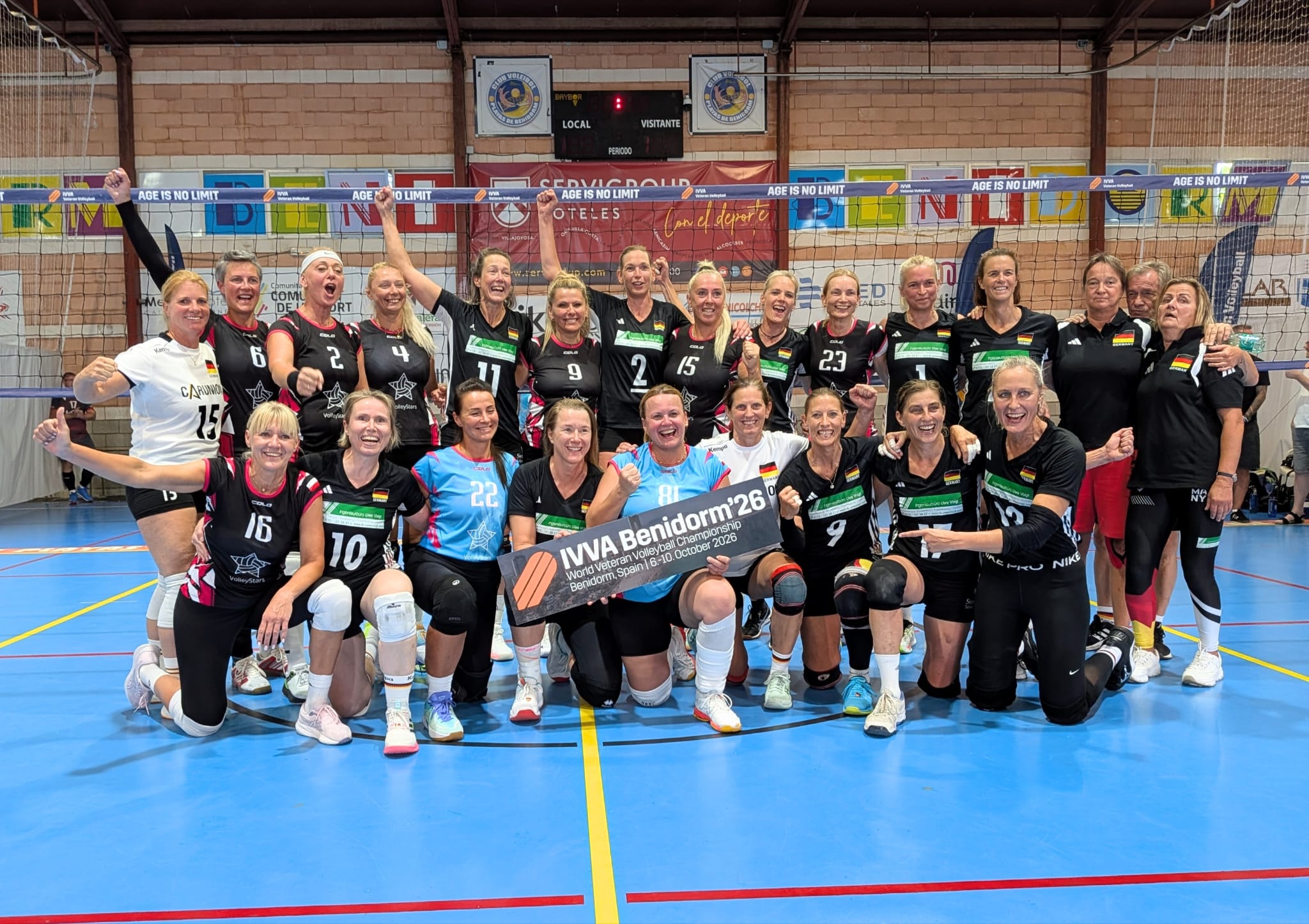 Die beiden besten Frauen-Teams der Ü45-WM '26 - Deutschland und Polen. Foto: IVVA